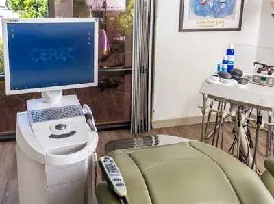 comfortable dental chair and other amenities offered at Lake Lucerne Lifestyle Dentistry in Orlando, FL